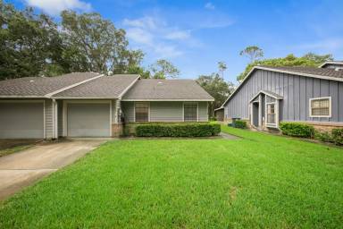 Main picture of 240 Bob White Ct