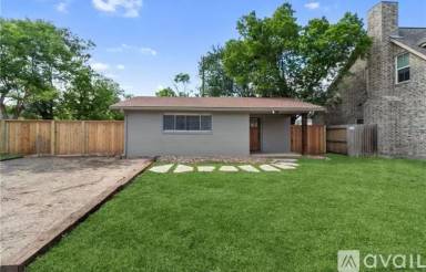 Main picture of 108 Lynn Dr