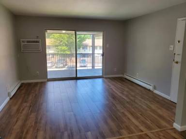 Main picture of 7604 Hazelcrest Dr