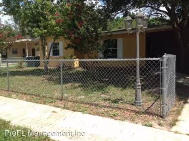 Main picture of 2551 Sable Ave