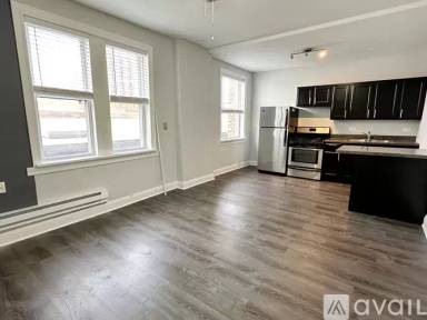 Main picture of 5900 Kenmore Apartments