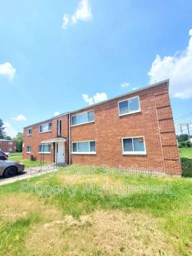 Main picture of 3600 Cushing Dr