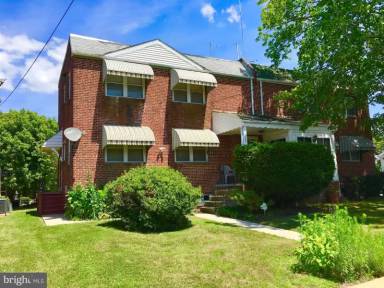 Main picture of 103 W 40th St