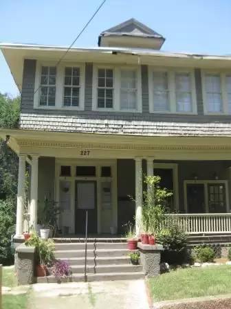 Main picture of 227 Noble Ave