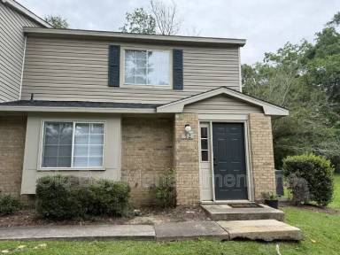 Main picture of Stonegate Condo