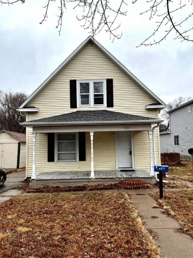 Main picture of 2211 Sheldon St