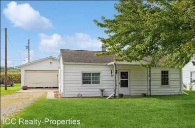 Main picture of 17008 10th Ave N