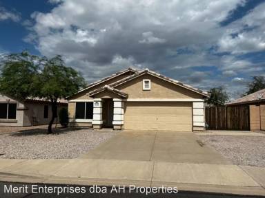 Main picture of 8738 E Capri Ave