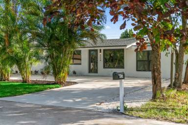 Main picture of 4114 SW 49th Ct