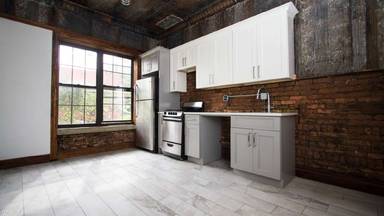 Main picture of 28 Stuyvesant Ave