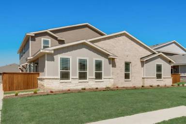 Main picture of 657 Wheatfield Dr