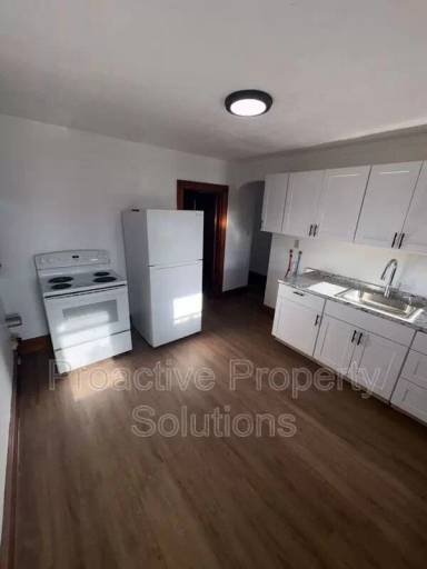 Main picture of 532 Alder St