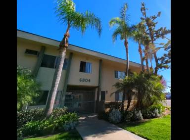 Main picture of 6804 Baird Ave