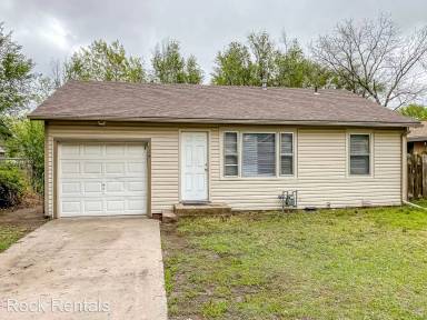 Main picture of 624 Howard St