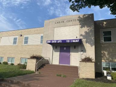 Main picture of 1125 S Walnut St