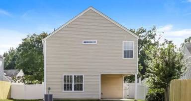 Main picture of 242 Silver Ridge Dr