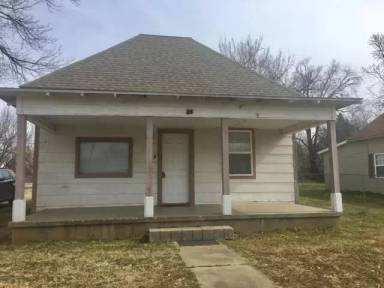 Main picture of 503 S Louisa Ave
