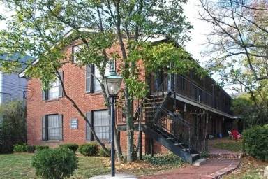 Main picture of 2109 Edgeland Ave
