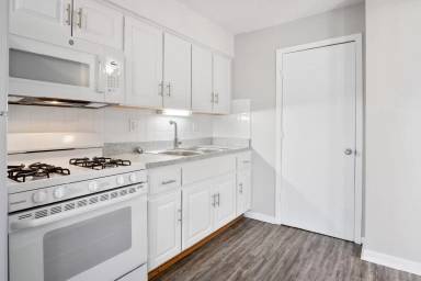 Main picture of Hillside Apartments