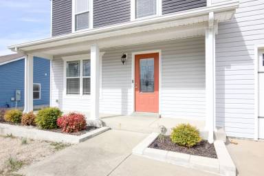 Main picture of 505 Tracy Ln