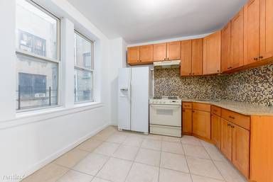 Main picture of 1372 Decatur St