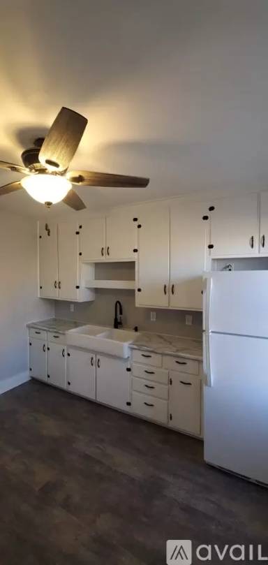 Main picture of 1113 1/2 N University Ave