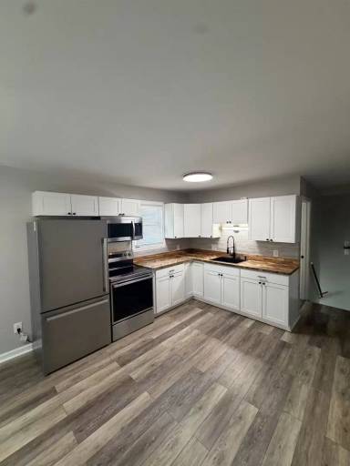 Main picture of 44 Sheldon St