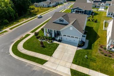 Main picture of 32127 Deerwood Ln