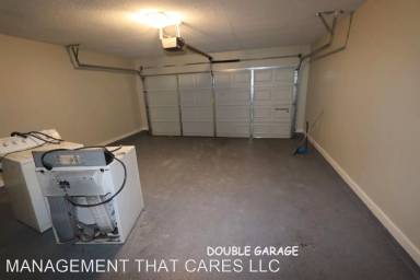 Main picture of 1209 Breezy Valley Dr