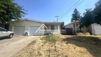Main picture of 10063 Nebula Way