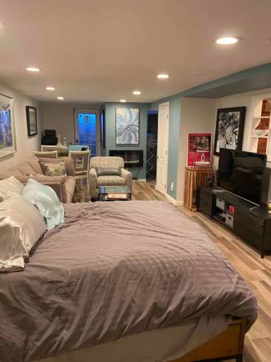 Main picture of 1351 Maple View Pl SE