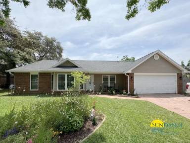 Main picture of 109 Long Pointe Dr