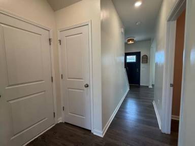 Main picture of 1097 Sapphire Dr