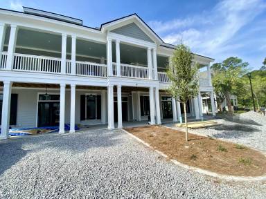 Main picture of 10 Marianna Way