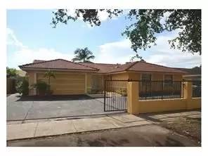 Main picture of 20028 NW 64th Pl