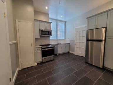 Main picture of 3100 Steiner St