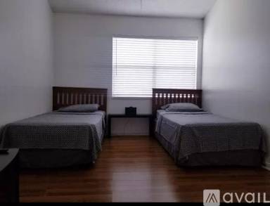 Main picture of 2564 Woodgate Blvd