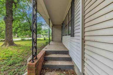 Main picture of 401 Conwell Rd