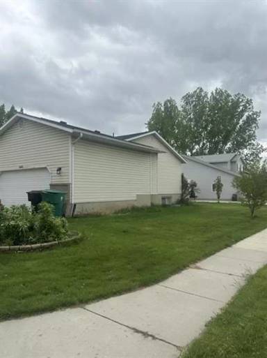 Main picture of 6648 S Alfred Way