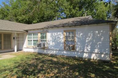 Main picture of 1903 Duncan Ave