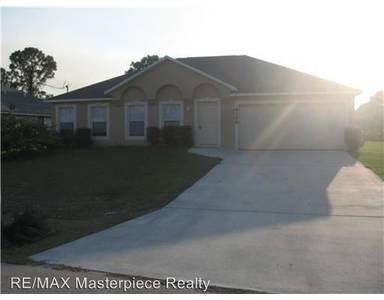 Main picture of 4108 SW Belshaw St