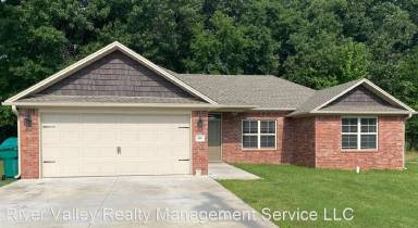 Main picture of 806 S Pittsburg Ave