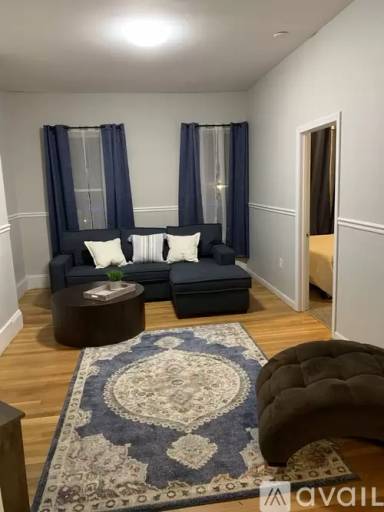 Main picture of 737 E Broadway