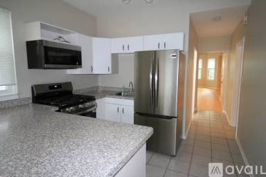 Main picture of 1416 W Barry Ave