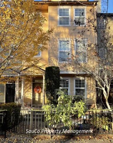 Main picture of 6007 NE Alder St