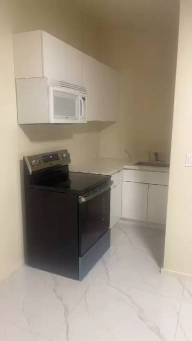 Main picture of 1676 Hoonipo St