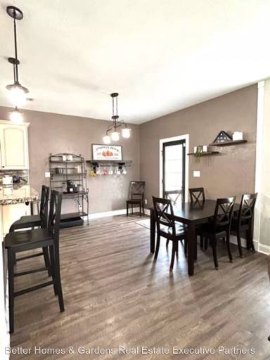 Main picture of 638 Dunrobin Ln