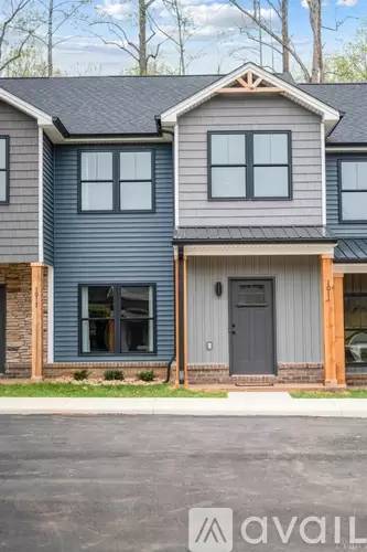 Main picture of 1011 Wythe Dr