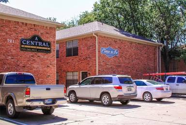 Main picture of 721 Avenue A