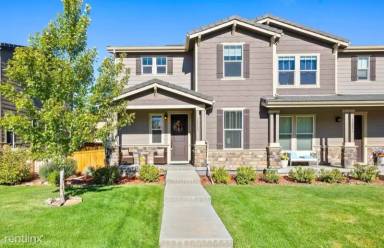 Main picture of 10060 Hough Pt